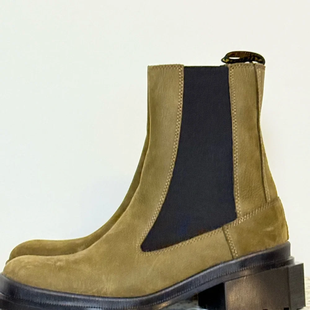 Dr. Martens
Maybole Chelsea Olive Buttersoft Boots - Picture 11 of 14